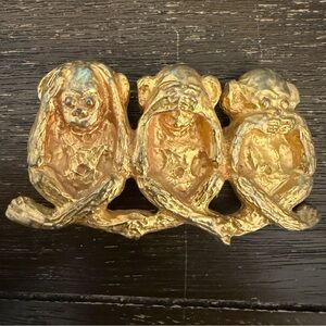 Vintage Gold Belt Buckle with Unique Design